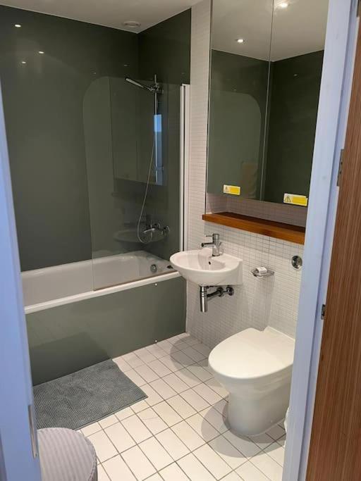 Stunning 2 Bed Flat! Centrally Located In London, Uk! 外观 照片
