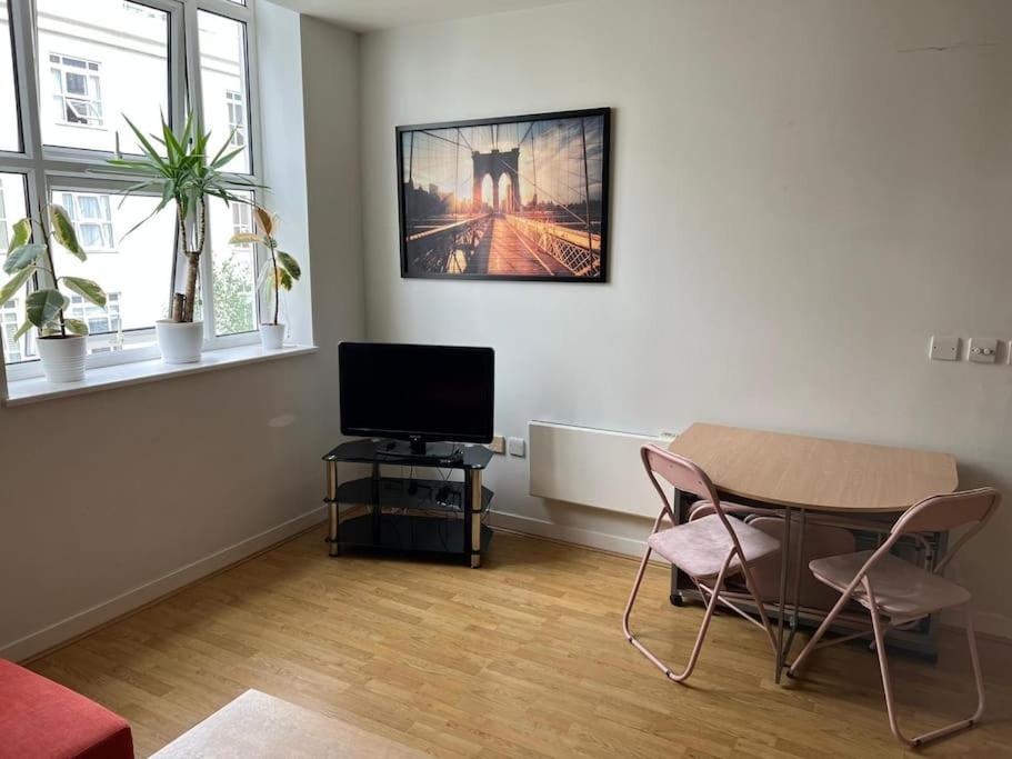 Stunning 2 Bed Flat! Centrally Located In London, Uk! 外观 照片